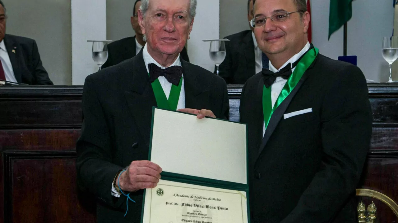 posse-academia-de-medicina2